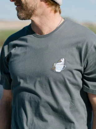 Lakor Mini Seagull in a cup t-shirt Urban chic